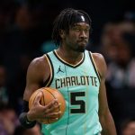 Report: Hornets send center to Suns months after Lakers deal failed