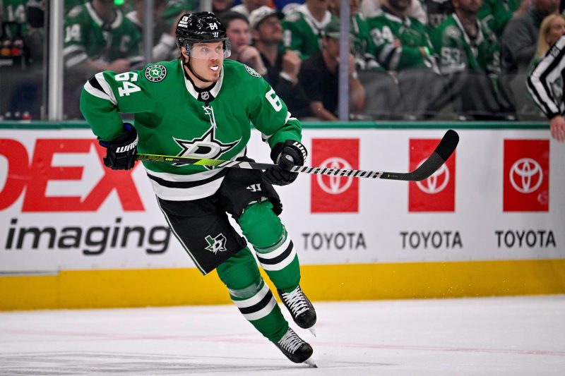 NHL free agency tracker: Signings, trades on July 1