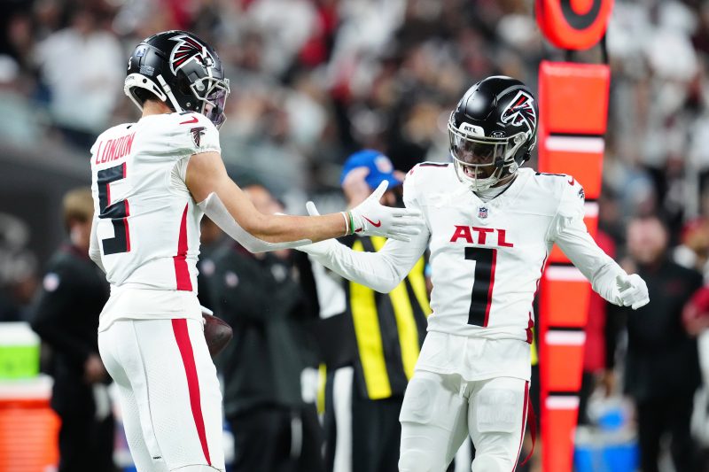 Falcons get good news on wide receivers for SNF