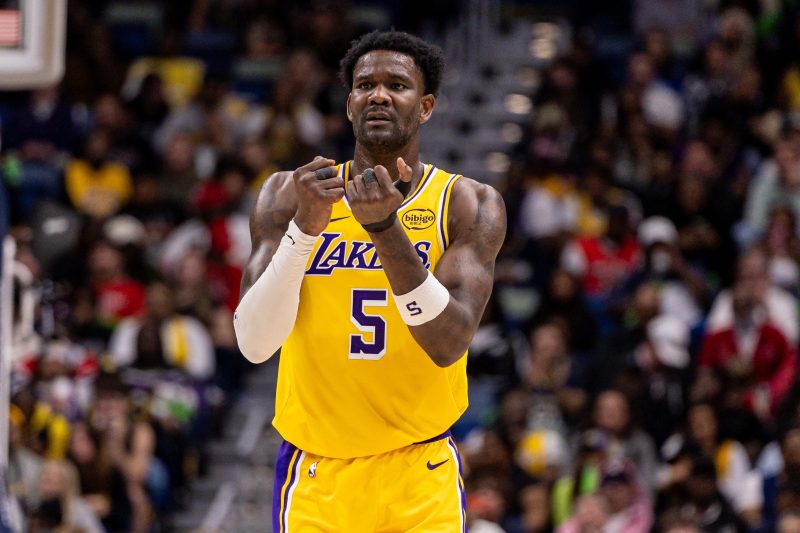Lakers’ Deandre Ayton detained for marijuana, later released