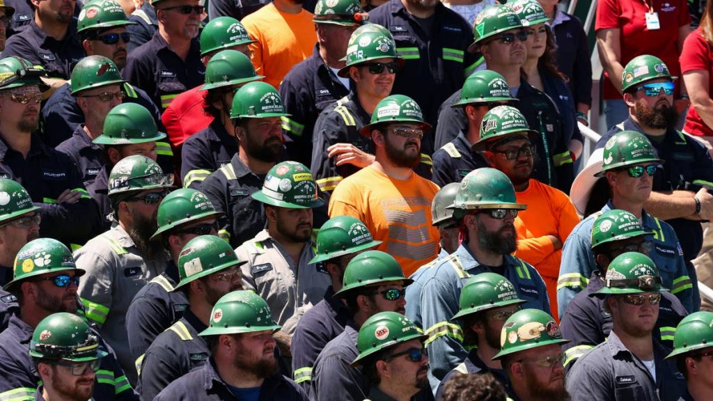 S&P sounds 2008-era alarm on factory layoffs