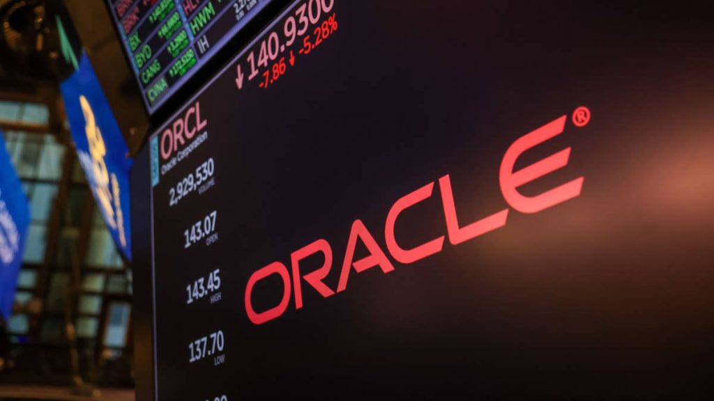 Oracle stock falls for a seventh session as filing risk lands