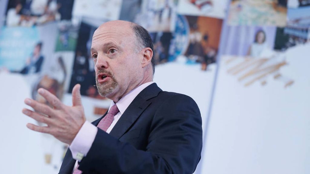 Jim Cramer sends strong signal to stock market investors