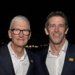 Apple’s new CEO inherits a fortune and an AI question